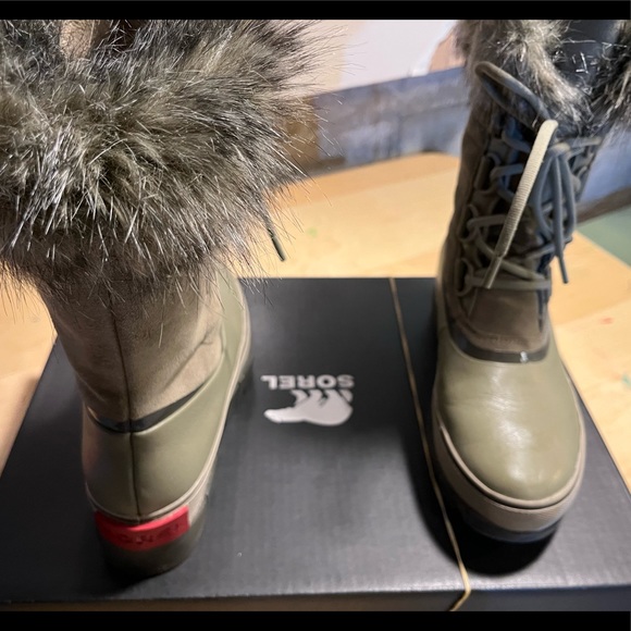 Like NEW SOREL Joan Of Arctic Next Faux Fur Waterproof Snow Boot In Sage - Picture 2 of 9